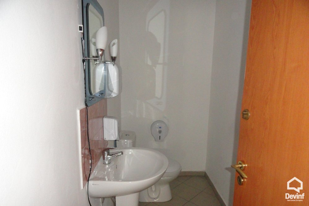 Tirane Qera Vile  Vile ne Rr. Dibres apartament