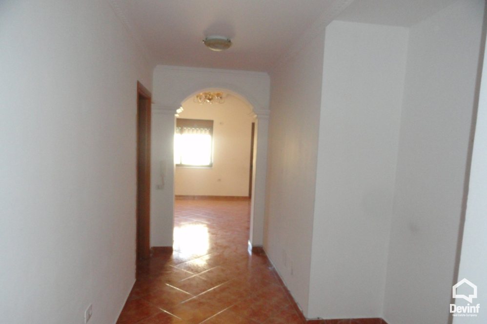 Tirane Qera Vile  Vile ne Rr. Dibres apartament