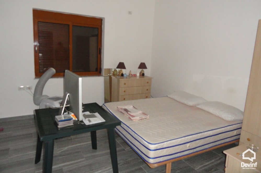Tirane Qera Vile  Vile ne Rr. Dibres apartament