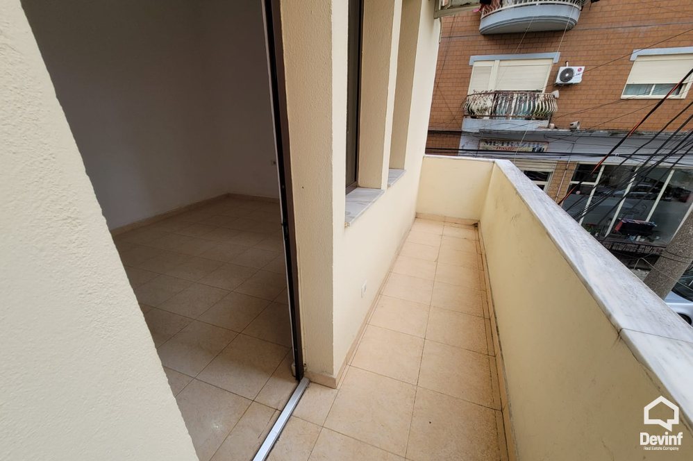 Tirane For Rent Office  Offices located close to Mylym Shyri Street Office klinike dentare qender estetike