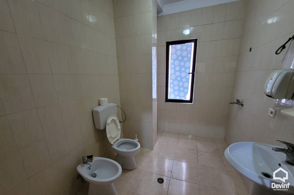 Tirane For Rent Office  Offices located close to Mylym Shyri Street Office klinike dentare qender estetike