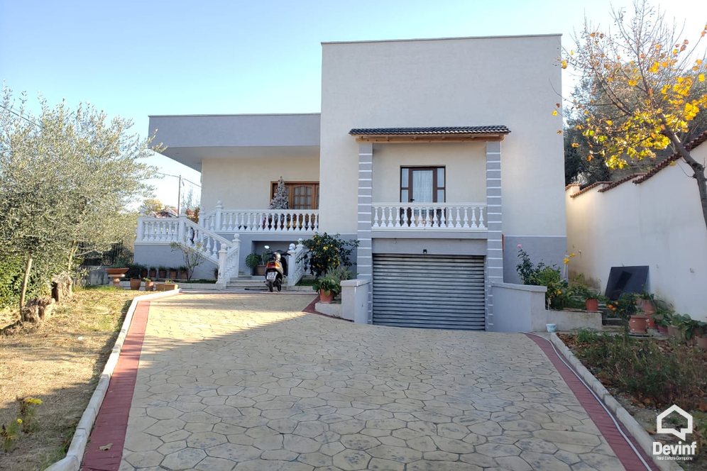 Tirane For Rent Houses 2+1+G House positioned near the  Lake of Tirana Villa