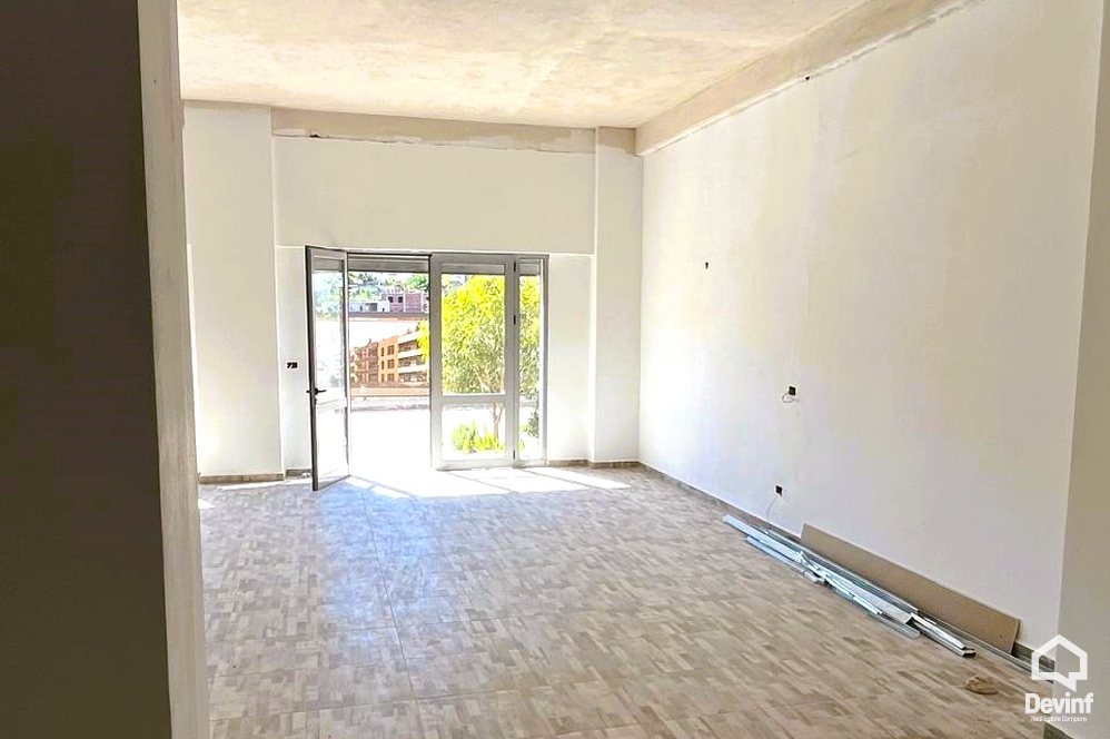 Tirane For Sale Shop  Shop in the area of Linza, Dajti Shop Office Warehouse punishte