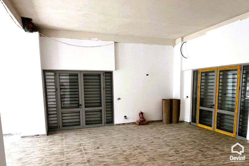 Tirane For Sale Shop  Shop in the area of Linza, Dajti Shop Office Warehouse punishte