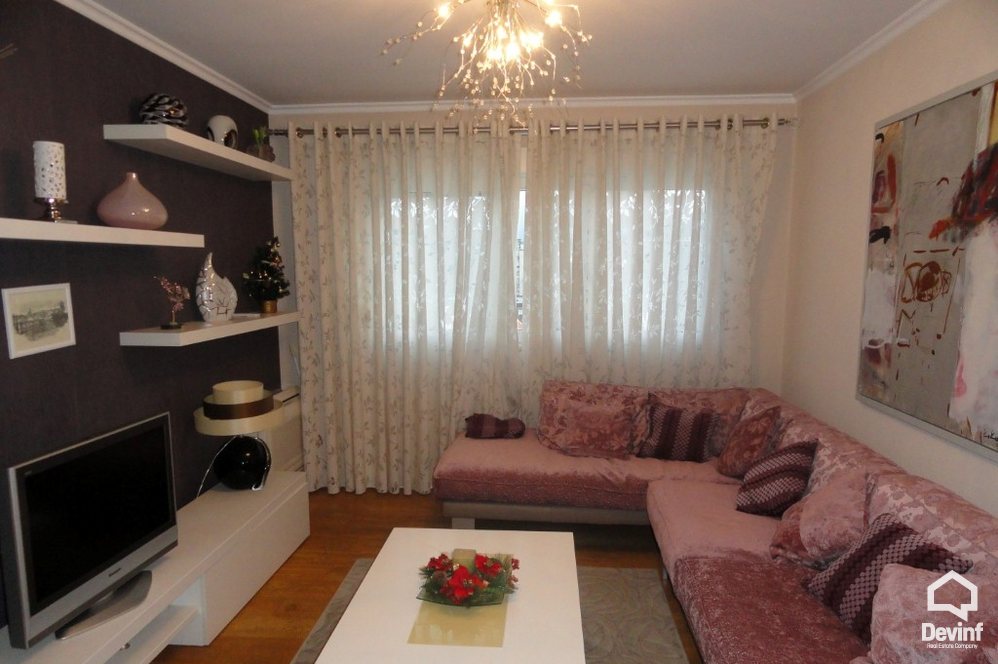 Tirane Qera Apartament 2+1 Apartament prane Rr. Skenderbej apartament