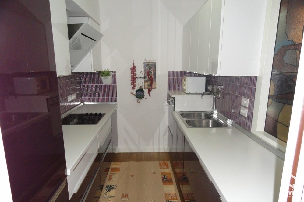 Tirane Qera Apartament 2+1 Apartament prane Rr. Skenderbej apartament