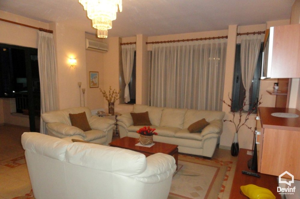 Tirane Qera Apartament 2+1 Apartament ne zonen e Bllokut apartament