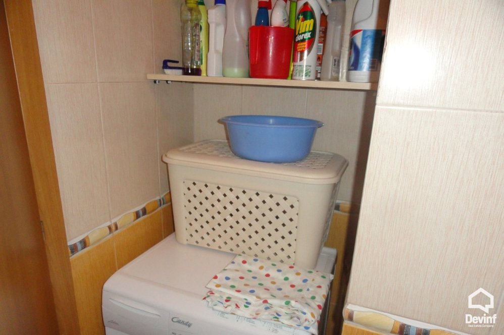Tirane Qera Apartament 2+1 Apartament ne zonen e Bllokut apartament