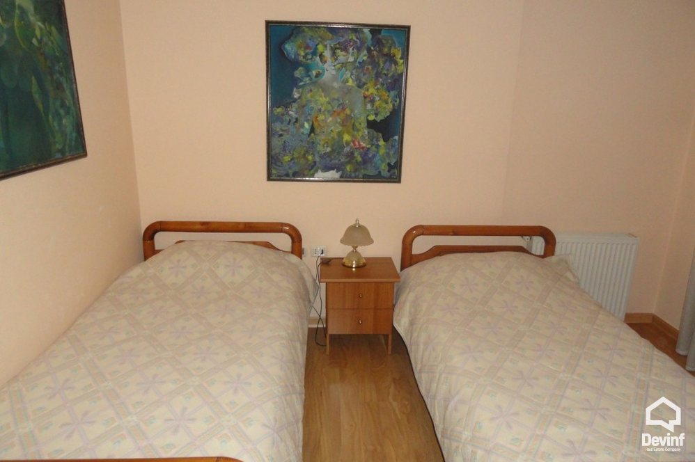 Tirane Qera Apartament 2+1 Apartament ne zonen e Bllokut apartament