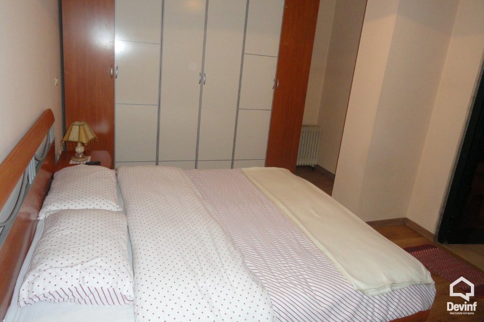 Tirane Qera Apartament 2+1 Apartament ne zonen e Bllokut apartament