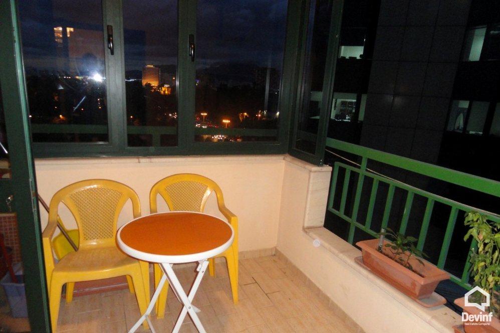 Tirane Qera Apartament 2+1 Apartament ne zonen e Bllokut apartament