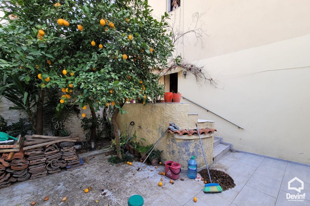 Tirane Qera Apartament 1+1+G Kat vile ne Rr. Qemal Stafa apartament kat vile restorant