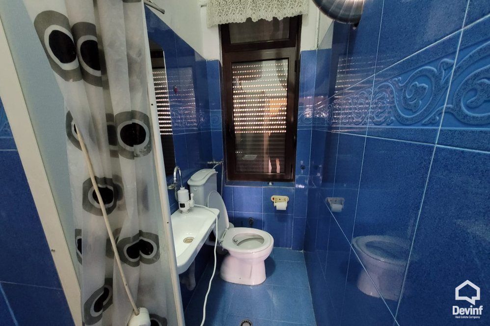 Tirane Qera Apartament 1+1+G Kat vile ne Rr. Qemal Stafa apartament kat vile restorant