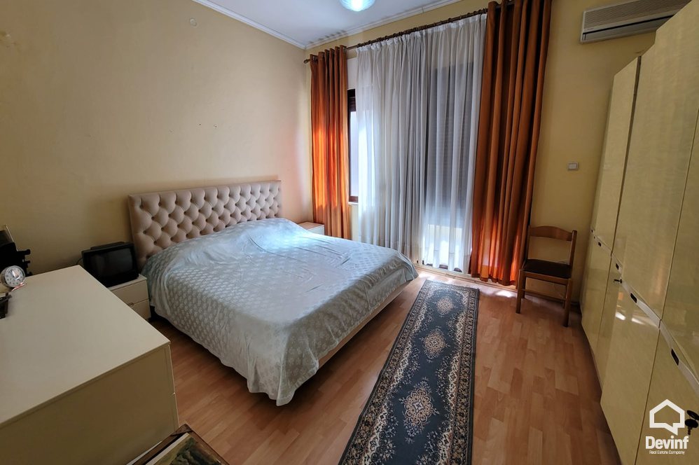 Tirane Qera Apartament 1+1+G Kat vile ne Rr. Qemal Stafa apartament kat vile restorant