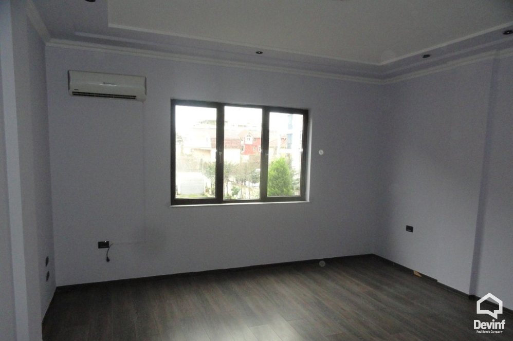 Tirane Qera Ndertese Multifunksionale  Objekt per zyre ne zonen afer Stadiumit Selman Stermasi Zyre