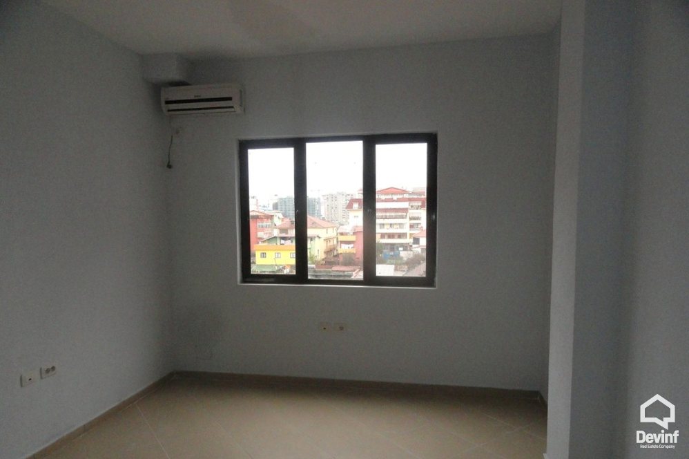 Tirane Qera Ndertese Multifunksionale  Objekt per zyre ne zonen afer Stadiumit Selman Stermasi Zyre