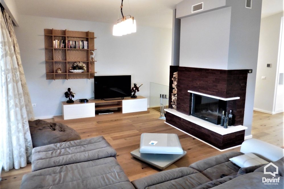 Tirane Qera Vile 3+1+G Vile ne kompleks rezidencial ne periferi te Tiranes vile kompleks rezidencial