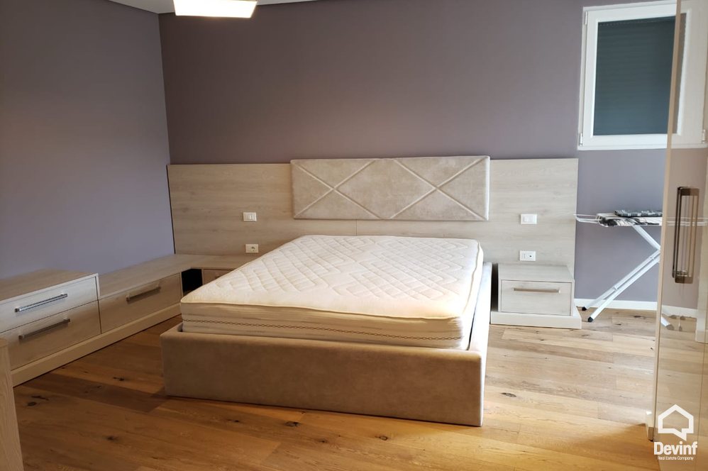 Tirane Qera Vile 3+1+G Vile ne kompleks rezidencial ne periferi te Tiranes vile kompleks rezidencial