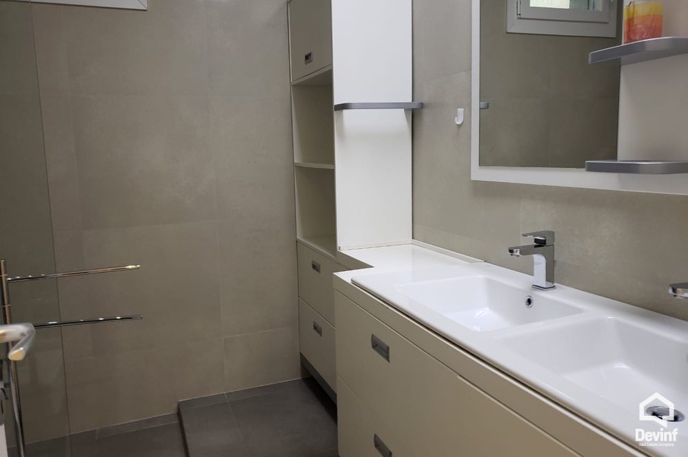Tirane Qera Vile 3+1+G Vile ne kompleks rezidencial ne periferi te Tiranes vile kompleks rezidencial