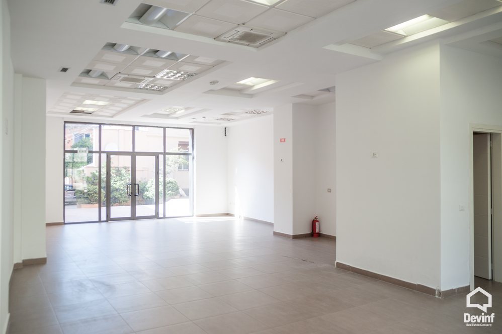 Tirane For Rent Office  Office close to Dibra Street, Tirana Office Shop studio ligjore