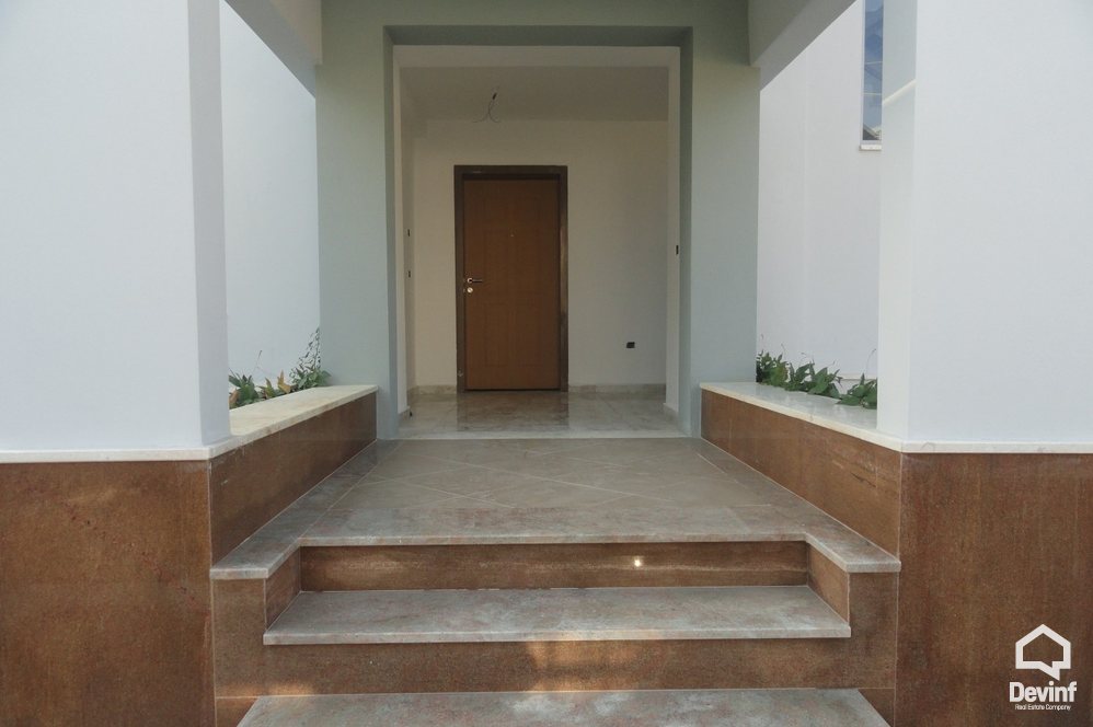 Tirane Qera Vile  Vile prane Qytetit Studenti apartament
