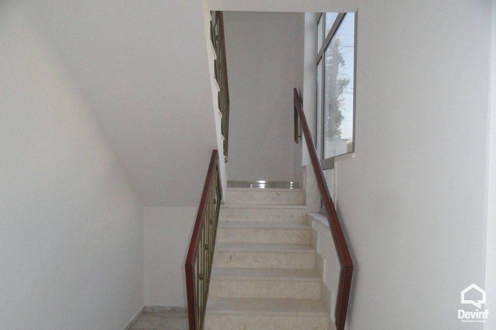 Tirane Qera Vile  Vile prane Qytetit Studenti apartament