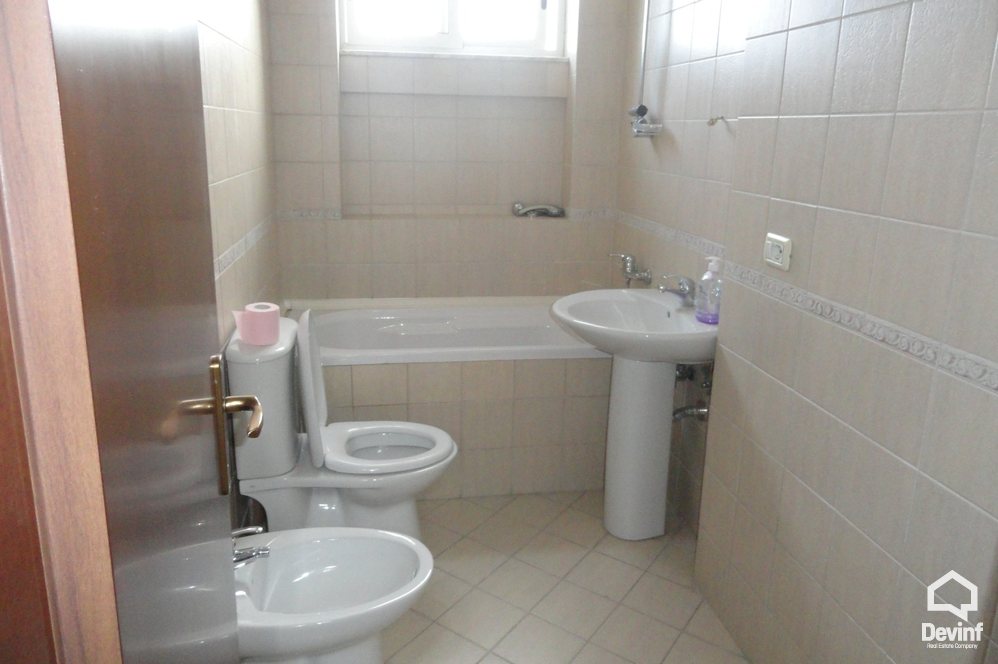 Tirane Qera Zyre 3+1+A Bulevardi Zogu i I-re apartament