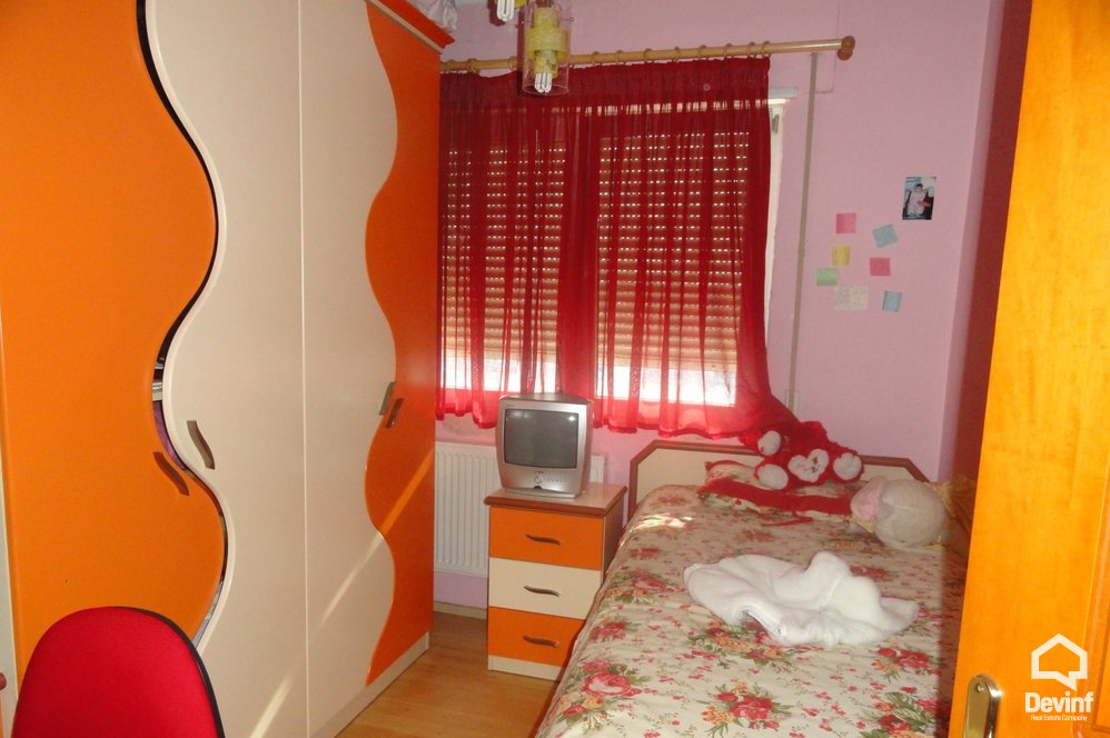 Tirane Shitje Apartament 3+1+A Pallati i ri prane Ministrise se Jashtme apartament