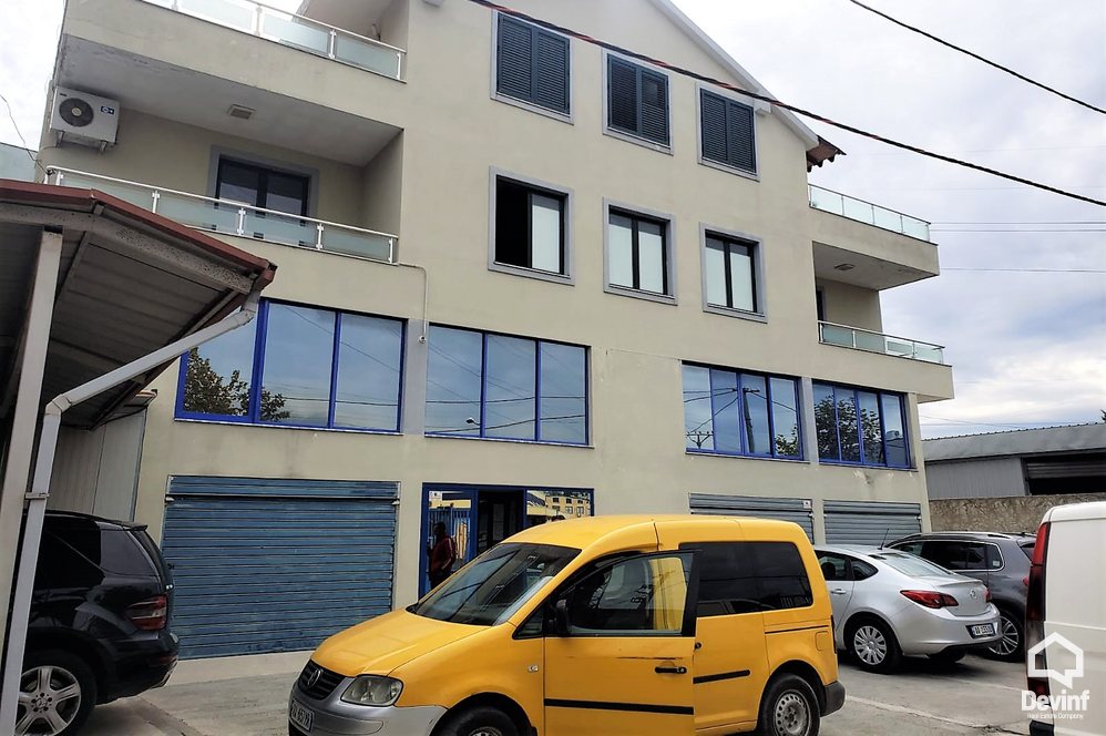 Tirane Qera Magazine  Objekt industrial ne Autostraden nga Tirane-Durres magazine ndertese multifunksionale