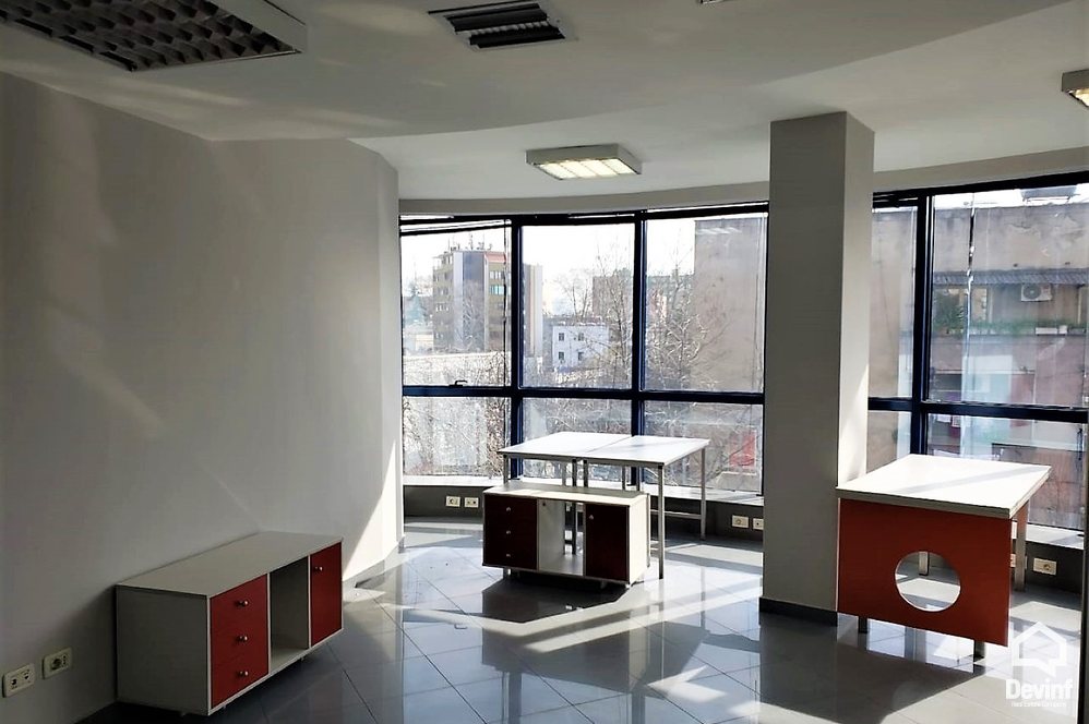 Tirane For Rent Office  Offices in Myslym Shyri Street Office