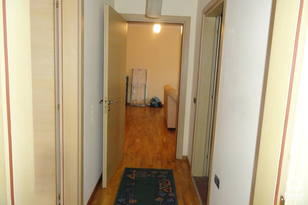 Tirane For Rent Apartment 2+1+A New Building close to Wilson Square Apartment