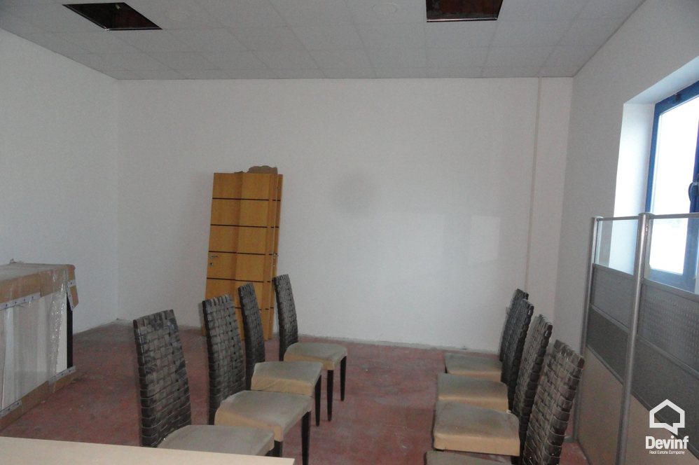 Tirane Qera Magazine  Rruga e Durresit, ne dalje te Tiranes. toke per ndertim toke industriale