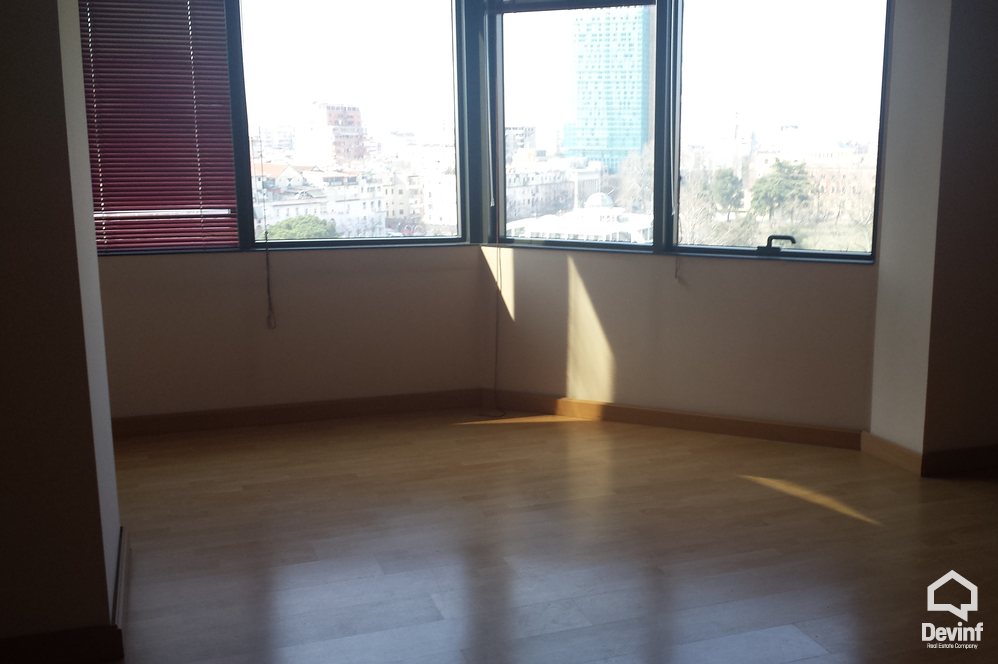 Tirane Qera Zyre  Zyra ne zonen e Bllokut zyre qender biznesi