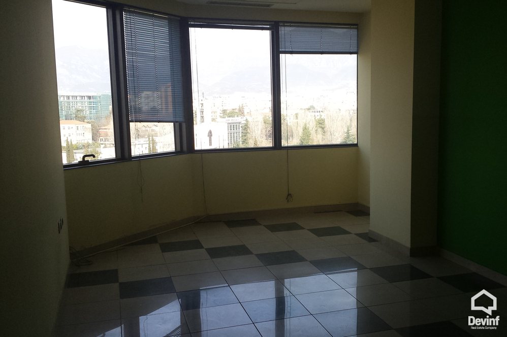 Tirane Qera Zyre  Zyra ne zonen e Bllokut zyre qender biznesi