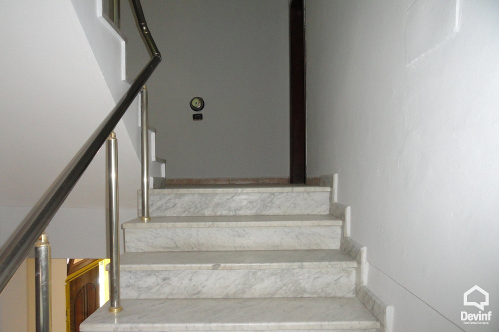 Tirane For Rent Villa Me shume se 4 dhoma Villa situated at the residential area of Selita Office