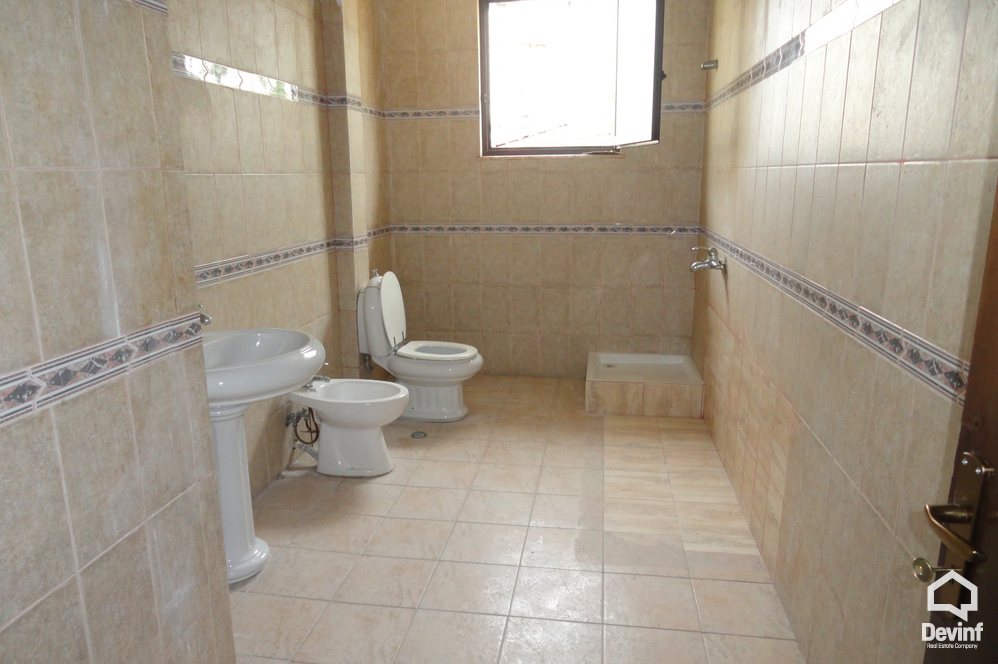 Tirane For Rent Villa Me shume se 4 dhoma Villa situated at the residential area of Selita Office