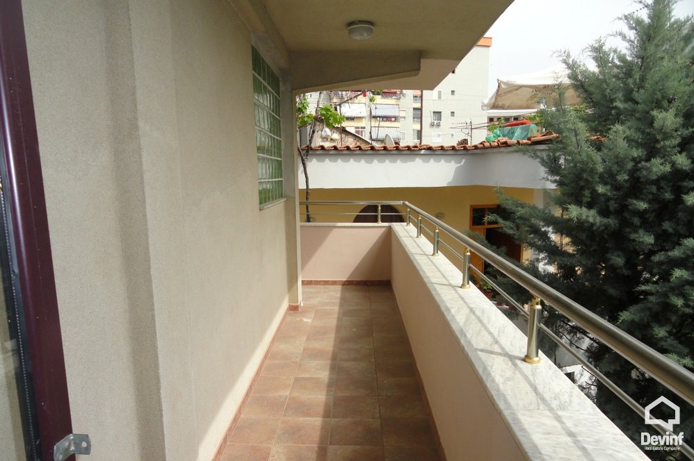 Tirane For Rent Villa Me shume se 4 dhoma Villa situated at the residential area of Selita Office