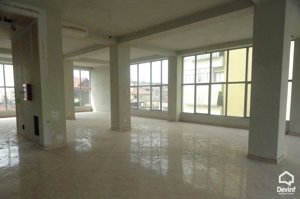 Tirane For Sale Shop  Shop located close to Str. Dibres 