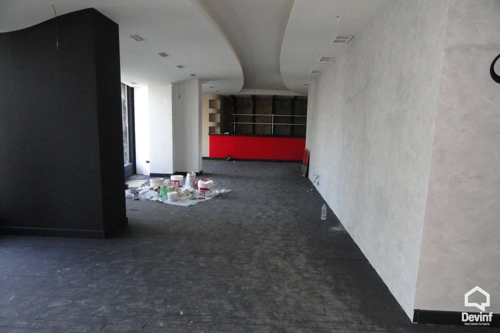 Tirane Qera Dyqan  Dyqan ne zonen e Stadiumit Qemal Stafa zyre dyqan