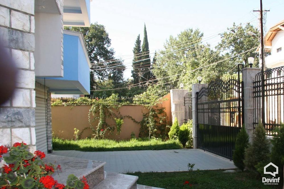 Tirane For Rent Villa Me shume se 4 dhoma Residential area near the Elbasan Road Office Villa kopesht femijesh shkolle kursesh