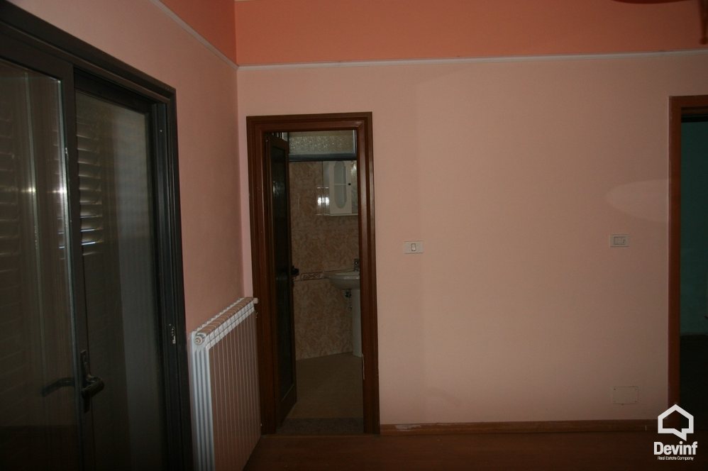 Tirane For Rent Villa Me shume se 4 dhoma Residential area near the Elbasan Road Office Villa kopesht femijesh shkolle kursesh
