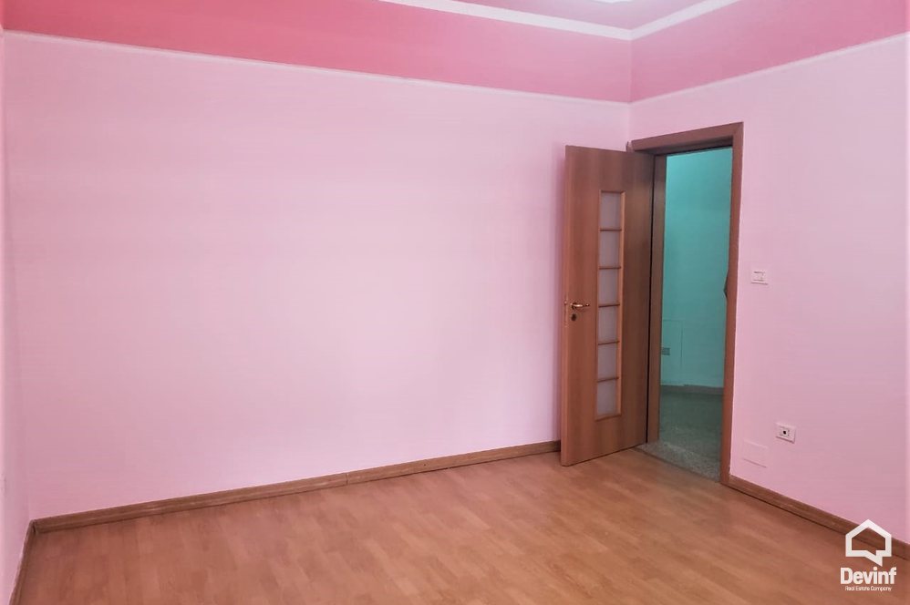Tirane For Rent Villa Me shume se 4 dhoma Residential area near the Elbasan Road Office Villa kopesht femijesh shkolle kursesh