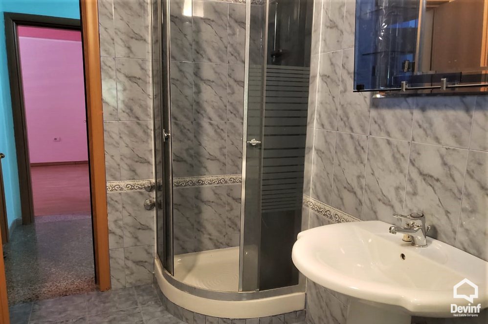 Tirane For Rent Villa Me shume se 4 dhoma Residential area near the Elbasan Road Office Villa kopesht femijesh shkolle kursesh