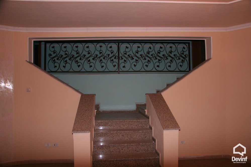 Tirane For Rent Villa Me shume se 4 dhoma Residential area near the Elbasan Road Office Villa kopesht femijesh shkolle kursesh