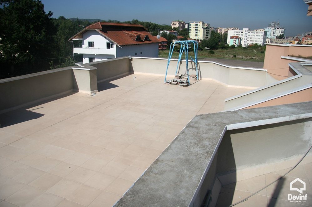 Tirane For Rent Villa Me shume se 4 dhoma Residential area near the Elbasan Road Office Villa kopesht femijesh shkolle kursesh