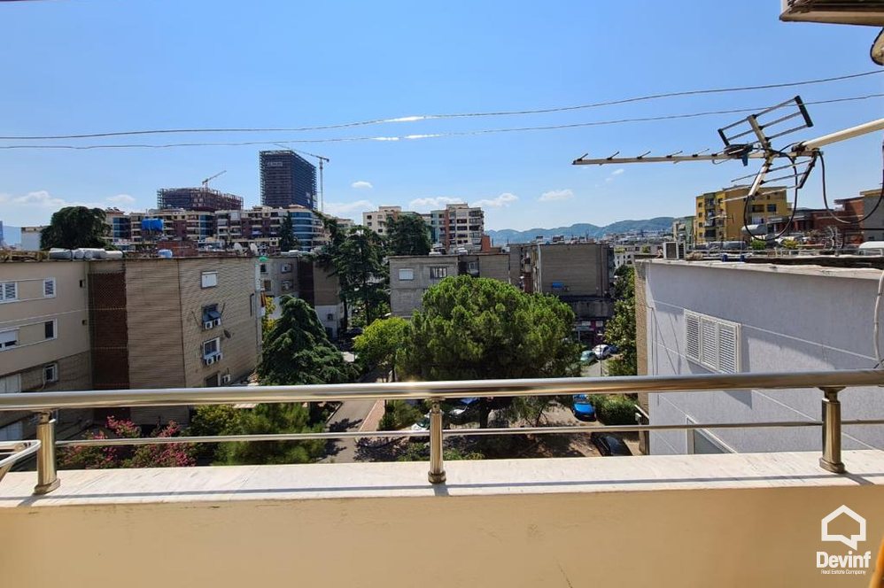 Tirane Qera Apartament 2+1+A Apartament ne Rr. Muhamet Gjollesha apartament