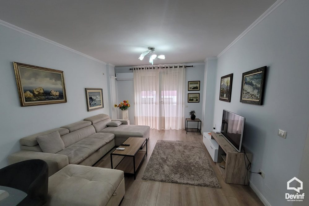Tirane Qera Apartament 1+1+A Apartament i ri prane Piramides apartament