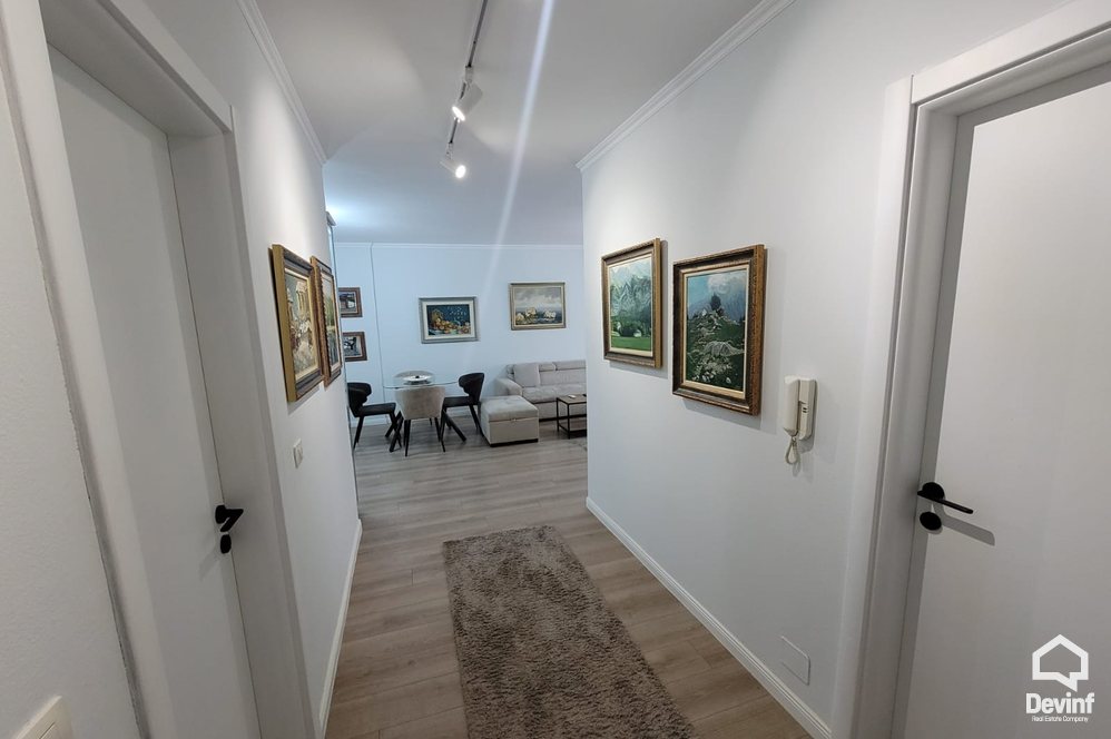 Tirane Qera Apartament 1+1+A Apartament i ri prane Piramides apartament