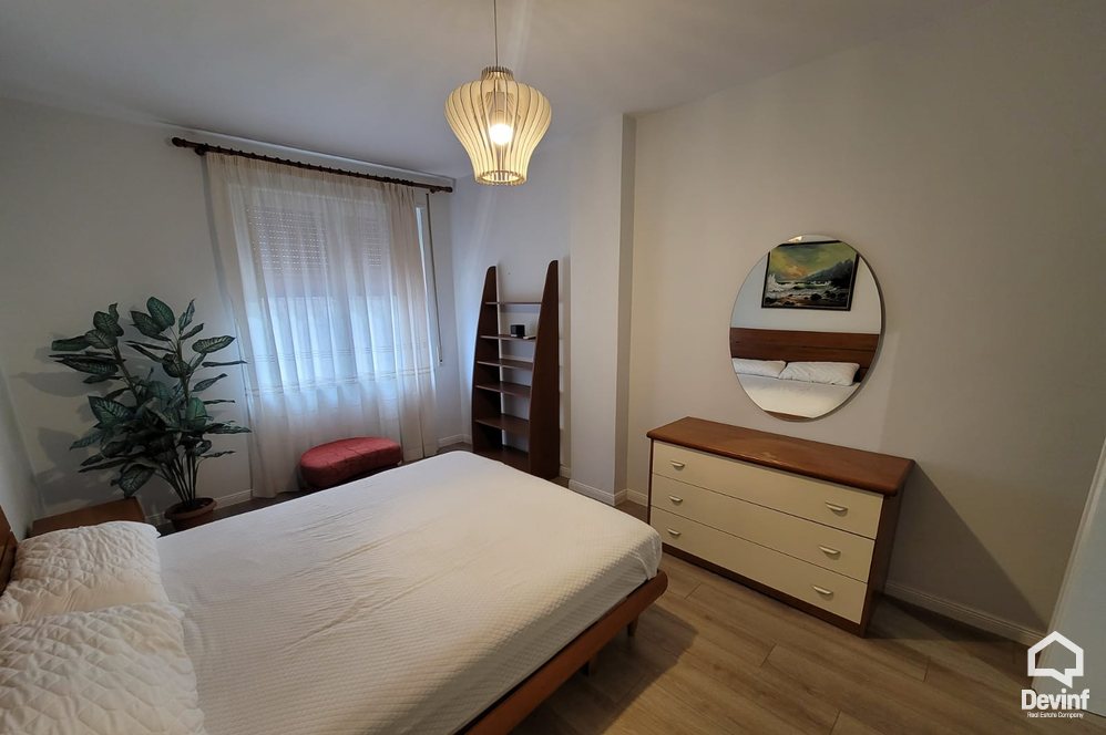 Tirane Qera Apartament 1+1+A Apartament i ri prane Piramides apartament