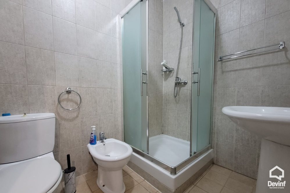 Tirane Qera Apartament 1+1+A Apartament i ri prane Piramides apartament